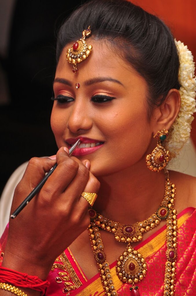  Raj Bridal Makeup artist 